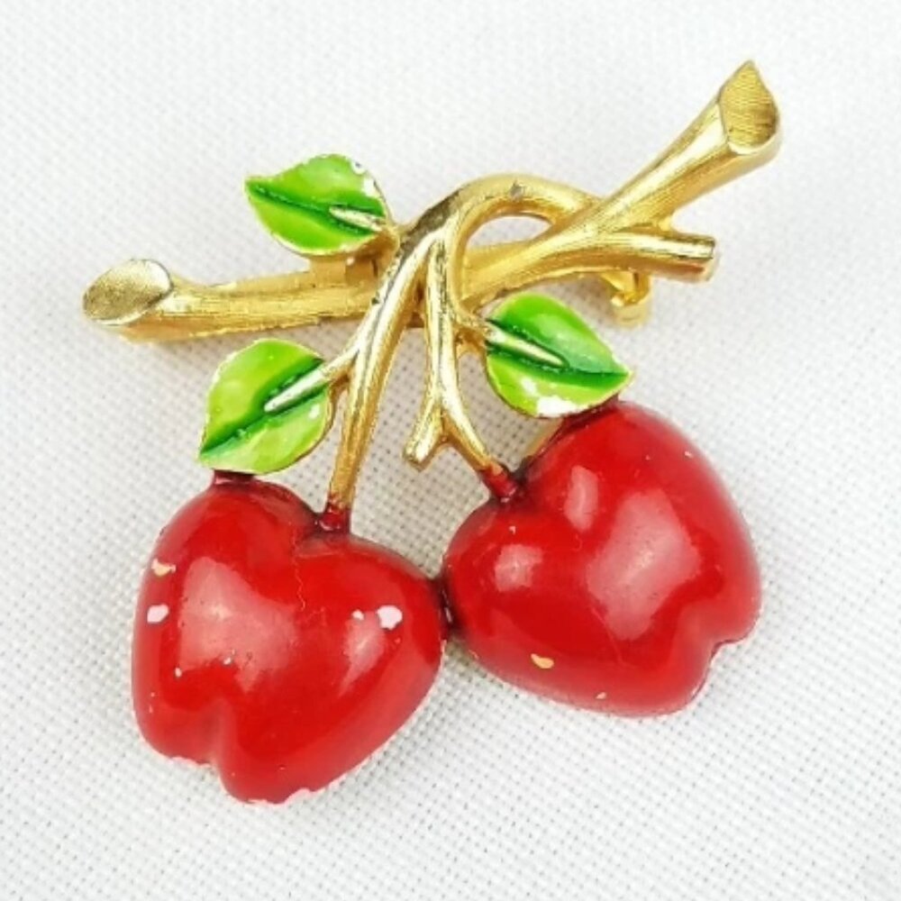 Vintage enamel two apple brooch gold tone branch farmhouse cottage‎ fruit